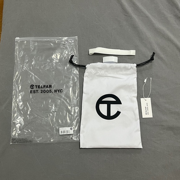 Tan brown Telfar small shopping bag - Picture 3 of 7